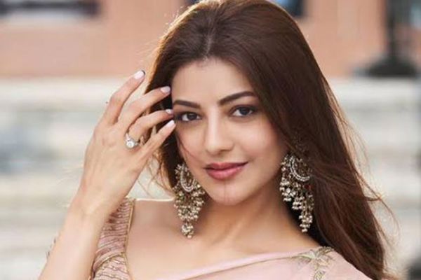 kajal-aggarwalE2E8742E-EA31-0FC0-4F96-31553C32B140.jpg